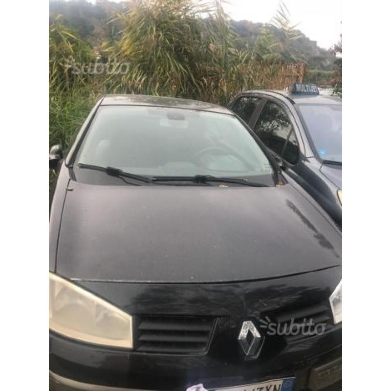 Renault megane cabriolet 1.9 tdi anno 2005