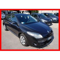 RENAULT Mégane 1.5 dci 5 porte