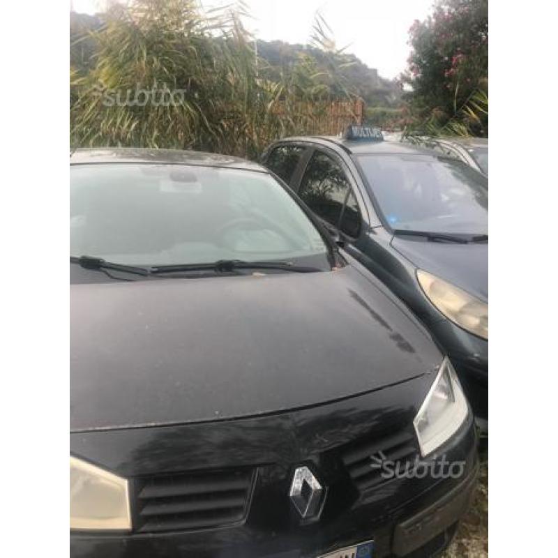 Renault megane cabriolet 1.9 tdi anno 2005